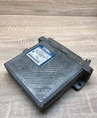 Renault Scenic I Engine control unit/module ECU HOM7700868189 7700105605
