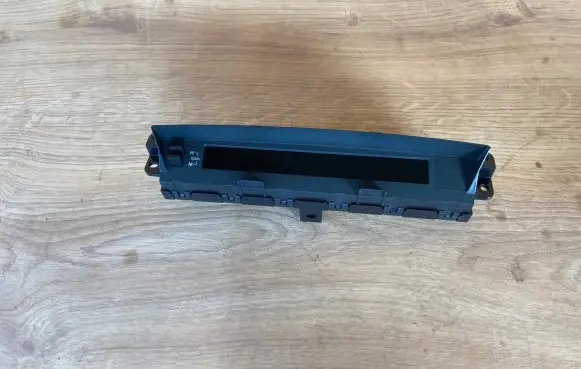 Mazda 6 Screen/display/small screen GDK4611J0