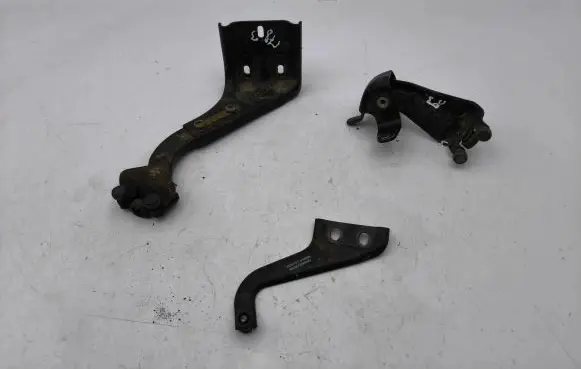 Mercedes-Benz Vito Viano W639 Roller guide/hinge set A6397600147
