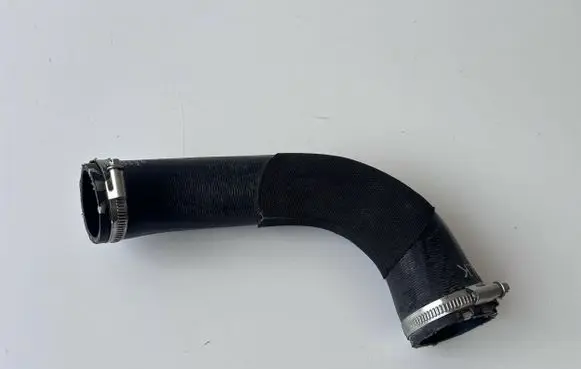 Audi A8 S8 D4 4H Intercooler hose/pipe 4H0145709S