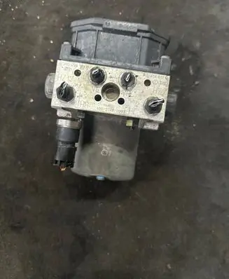 Skoda Superb B5 (3U) ABS Pump 3u0614517D