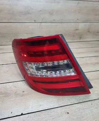 Mercedes-Benz C W204 Rear/tail lights 2048206264 602003