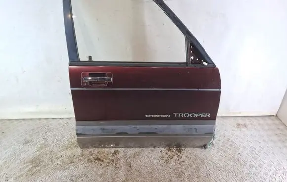 Isuzu Trooper Front door