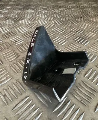 Rear bumper mounting bracket
