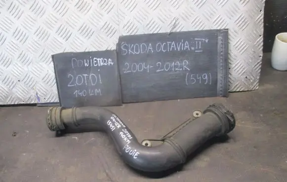 Skoda Octavia Mk2 (1Z) Intake resonator 