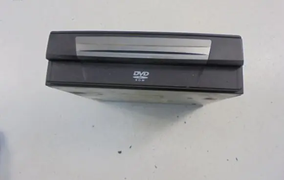 Navigation unit CD/DVD player