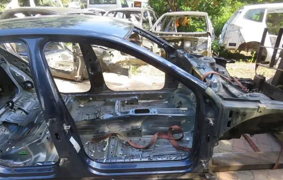 Volkswagen PASSAT B8 Side car body part KRIS235789
