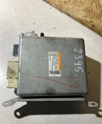 Toyota Avensis T270 Power steering control unit/module 8965005131 2250001470 6900002691