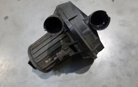 Volkswagen New Beetle Secondary air pump 06A959253B
