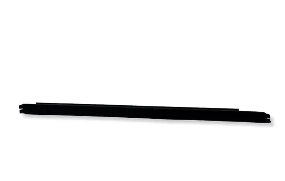 Toyota Yaris Cross Rubber seal front door window/glass 
