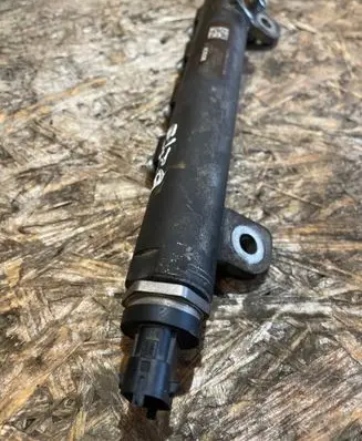 Alfa Romeo 159 Fuel main line pipe 55197372 000669L1 0445214058