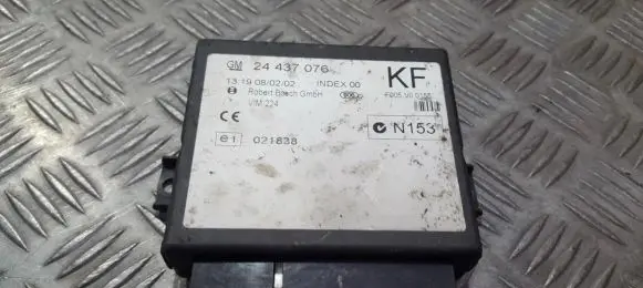 Opel Zafira A Comfort/convenience module 24437076kf f005v00155