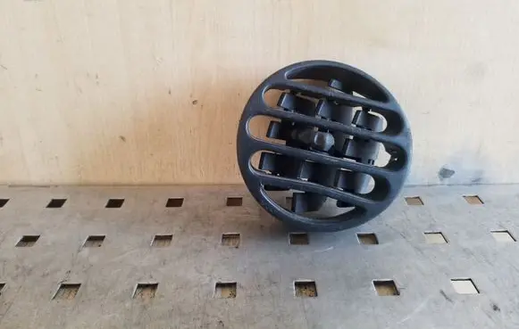 Renault Kangoo I Dashboard side air vent grill/cover trim 223709 223710
