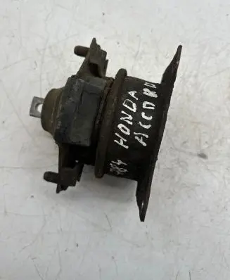 Honda Accord Engine mount bracket