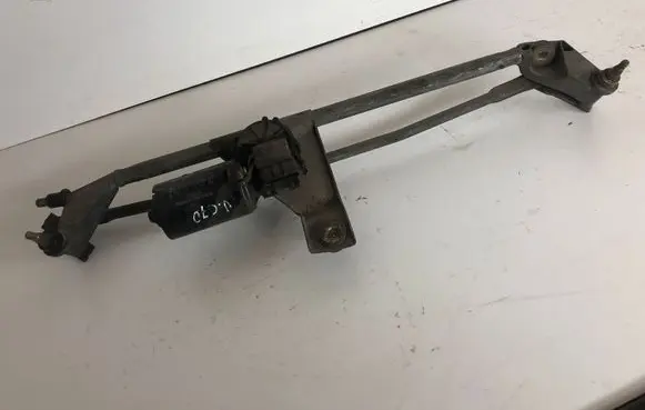 Volvo C70 Front wiper linkage and motor 9169321