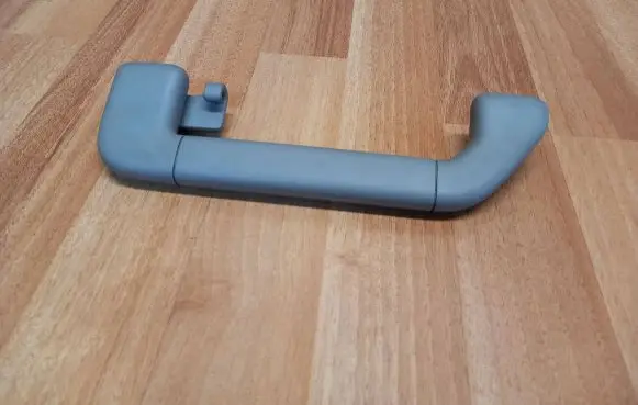 Volkswagen Touareg I Rear interior roof grab handle 7L0857608 7L0857608A 7L0857608A5J6