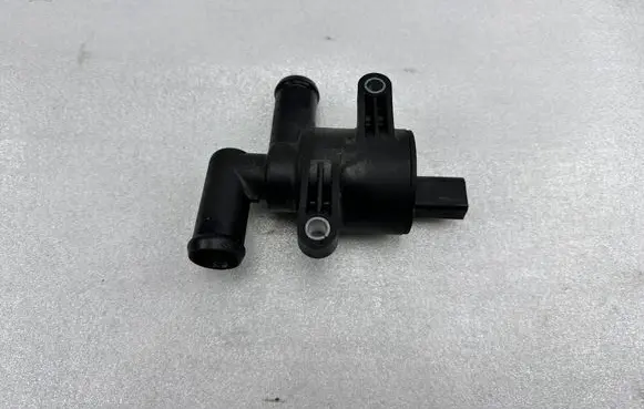 Audi A8 S8 D4 4H Electric auxiliary coolant/water pump 4H0121671D 4H0121671