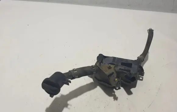 Land Rover Discovery Sport Oil fill pipe 9675994880