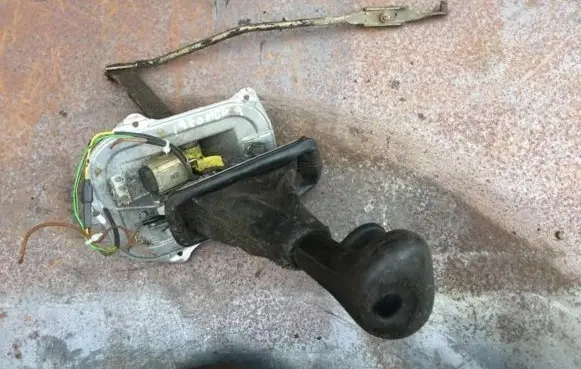 Opel Omega B1 Gear shift rod 
