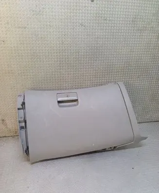 KIA Carnival Glove box 4D84561220 4D84561140
