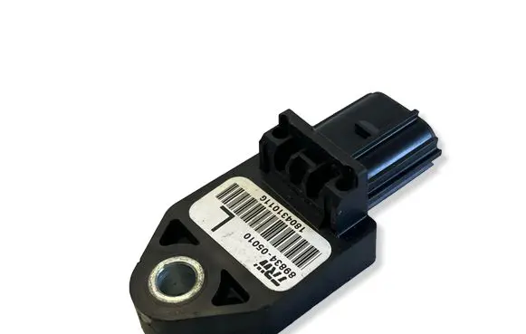 Toyota Avensis T250 Airbag deployment crash/impact sensor 8983105010 202438321D