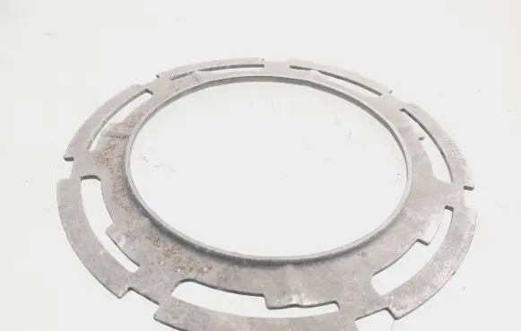 BMW 1 F20 F21 In tank fuel pump screw locking ring/nut 7188565