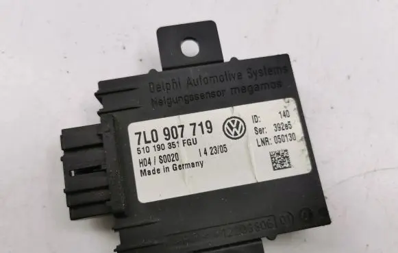 Porsche Cayenne (9PA) Alarm control unit/module 7L0907719 510190351FGU