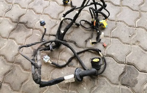 Citroen C5 Front door wiring loom 9684766480