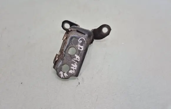 Lexus RX 330 - 350 - 400H Rear door lower hinge
