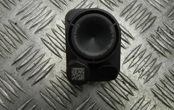 Toyota Prius (XW50) Alarm system siren 8904047040 M4922