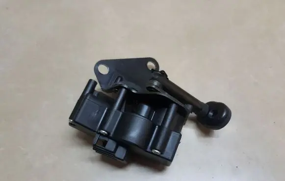 Volkswagen Sharan Vent window/glass motor 7M0847079