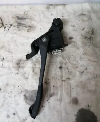 Volvo XC90 Accelerator throttle pedal 30748753
