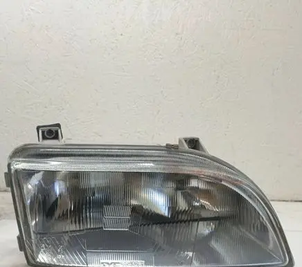 Renault 19 Headlight/headlamp 9820 E13375 205281