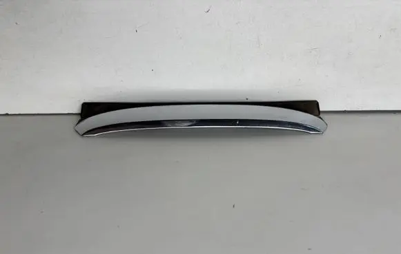 Seat Alhambra (Mk1) Front bumper upper radiator grill 7M7853555D