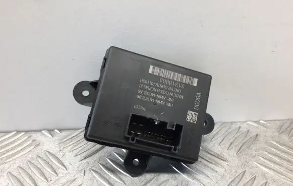 Volvo S60 Door control unit/module 31318963 151110 A2C53304052