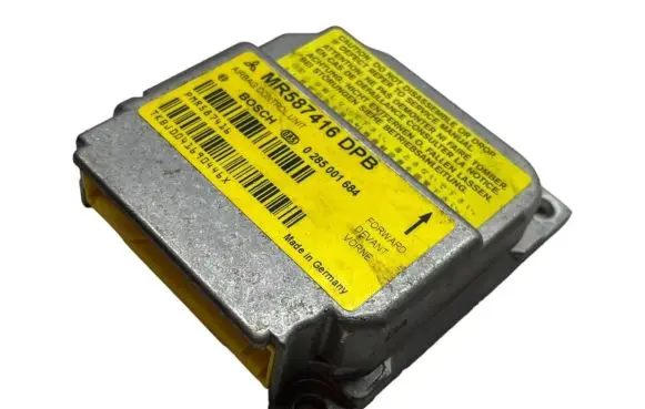 Mitsubishi Colt Airbag control unit/module MR587416 0285001684 PMR587416