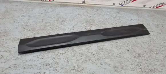BMW X2 F39 Front door trim (molding) 7421439