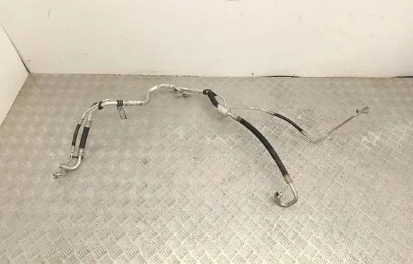 Peugeot 2008 I Air conditioning (A/C) pipe/hose 9822371280