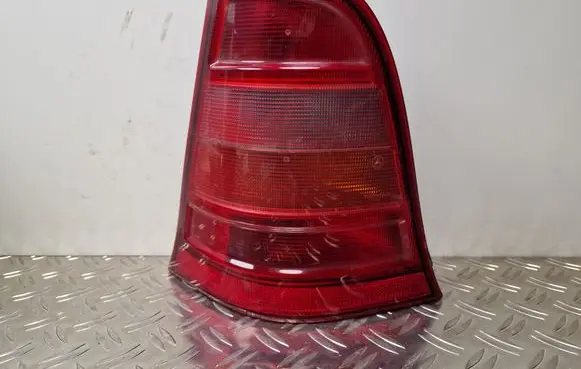 Rear/tail lights