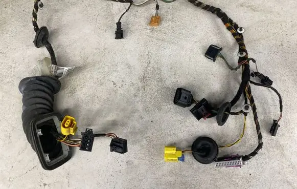 Skoda Octavia Mk2 (1Z) Front door wiring loom 1Z0120GG 08112010 TABU19000P