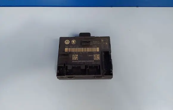 Skoda Yeti (5L) Door control unit/module 7N0959793D 7N0959793