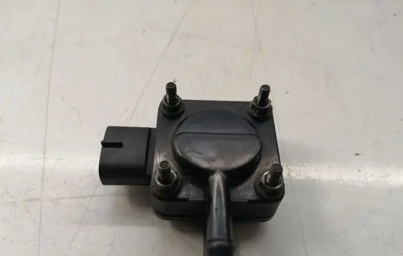 Toyota Avensis T250 Exhaust gas pressure sensor 8948020030