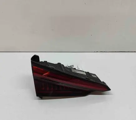 Audi A5 Tailgate rear/tail lights 8W6945093J