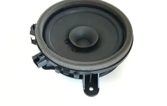 Volvo V70 Front door speaker 30657444