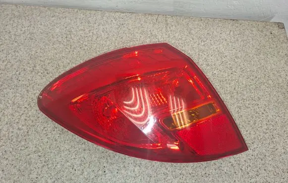 Opel Meriva B Rear/tail lights 21639009 P12552