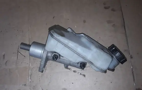 Ford Focus Master brake cylinder 03350891031 03350891041