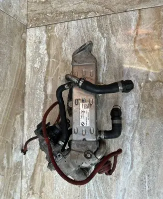 BMW X5 G05 EGR valve cooler 8599832 11718599832