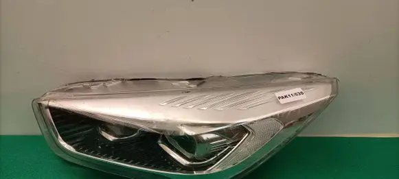 Ford Kuga II Headlight/headlamp GV4113D155AG