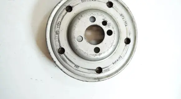 Audi A6 S6 C5 4B Crankshaft pulley 06B105243F