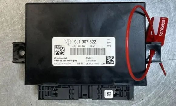 Porsche Taycan 9J1 Trunk lid opening control unit DOPORSCHETAYCAN